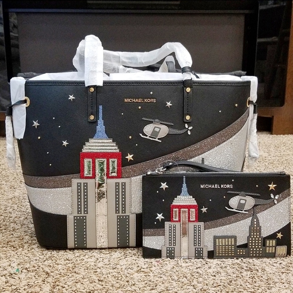 SOLD NWT MK NOUVEAU NOVELTY TOTE+WRISTLET SET - Picture 1 of 8